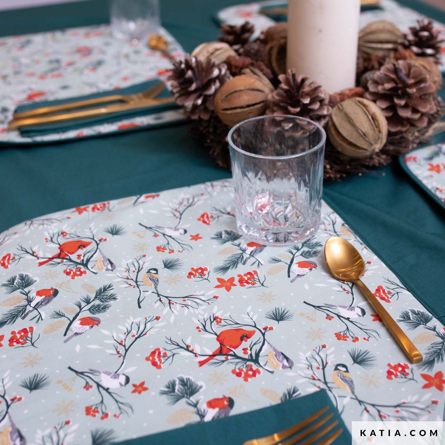 TISSU EN COTON POPELINE XMAS BIRDS