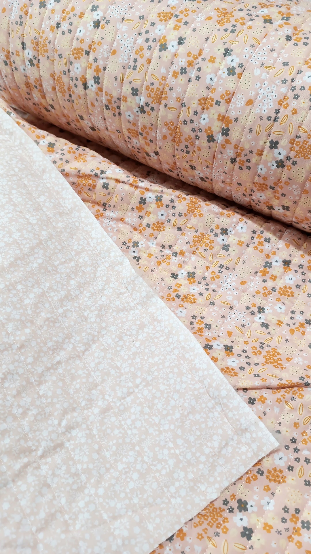 Matelassé COTON motif fleur
