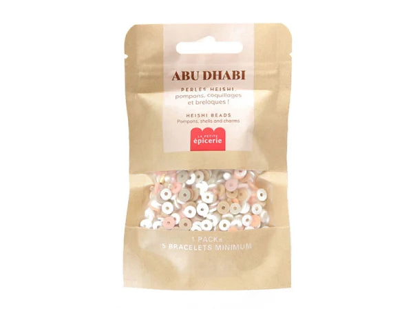 MÉLANGE DE PERLES HEISHI ET DE BRELOQUES - ABU DHABI