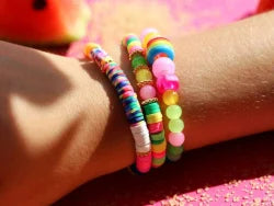 MÉLANGE DE PERLES HEISHI ET DE BRELOQUES - LA HAVANE