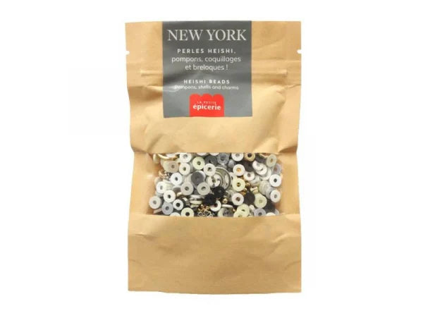 MÉLANGE DE PERLES HEISHI ET DE BRELOQUES - NEW YORK