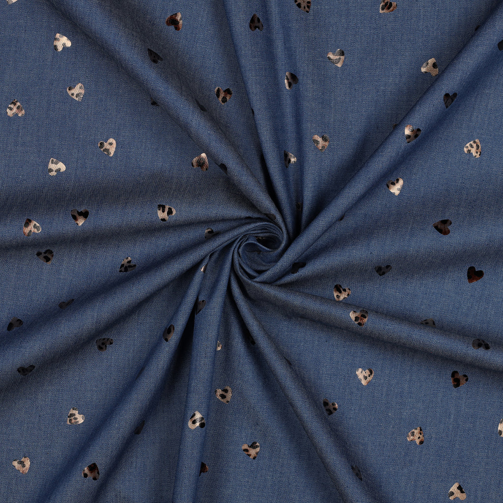 Tissu jean fluide denim coeur léopard