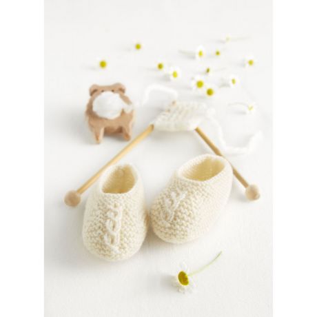 Adorables chaussons pour bébé au tricot