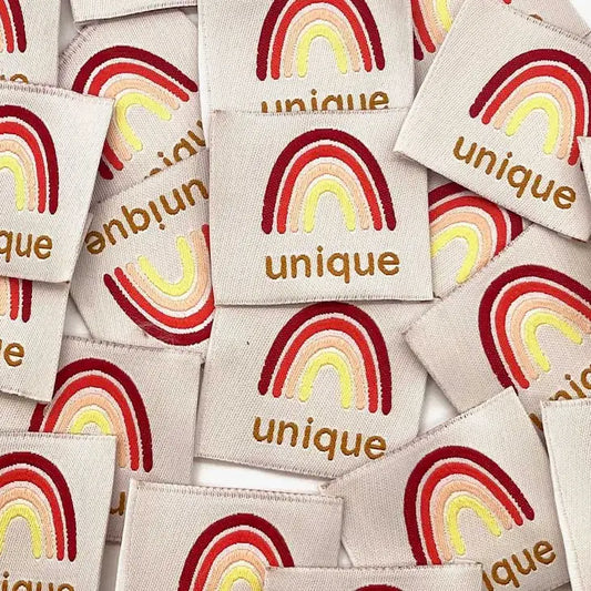 Étiquette à coudre : UNIQUE Rouge