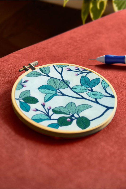 KIT PUNCH NEEDLE BALADE DANS LA JUNGLE PAR NATHALIE WEINZAEPFLEN