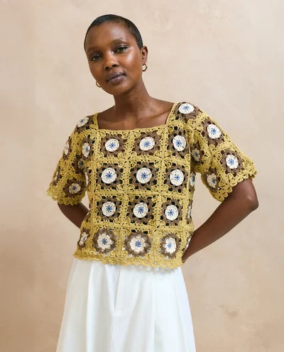 N°272 : Femme Crochet