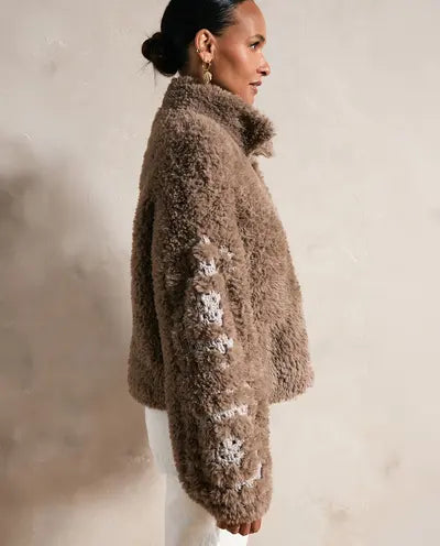 N°279 Femme Crochet