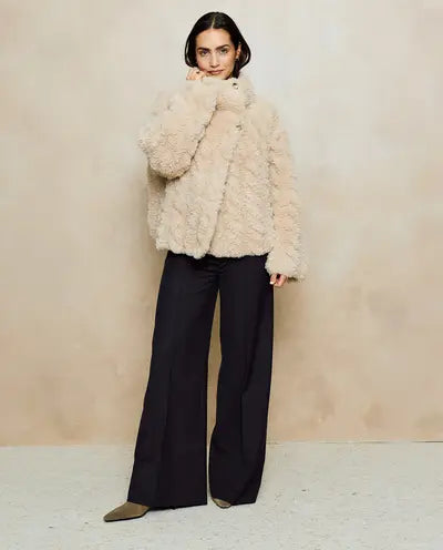 N°280 Femme Tricot
