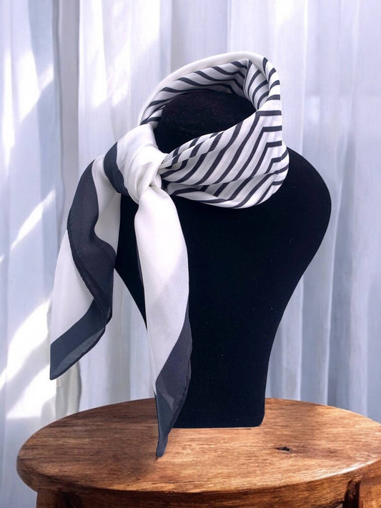 Foulard à motif 68x68cm FL18: Noir / 100% POLYESTER