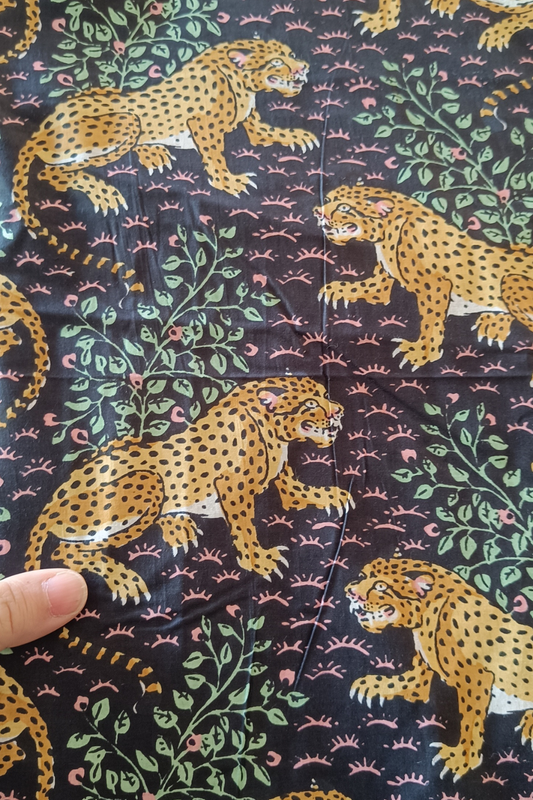 Tissu Coton Indien -  Tigres Noir