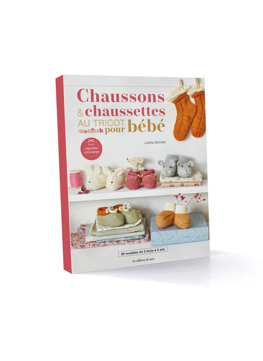 Chaussons et chaussettes au tricot pour bébé